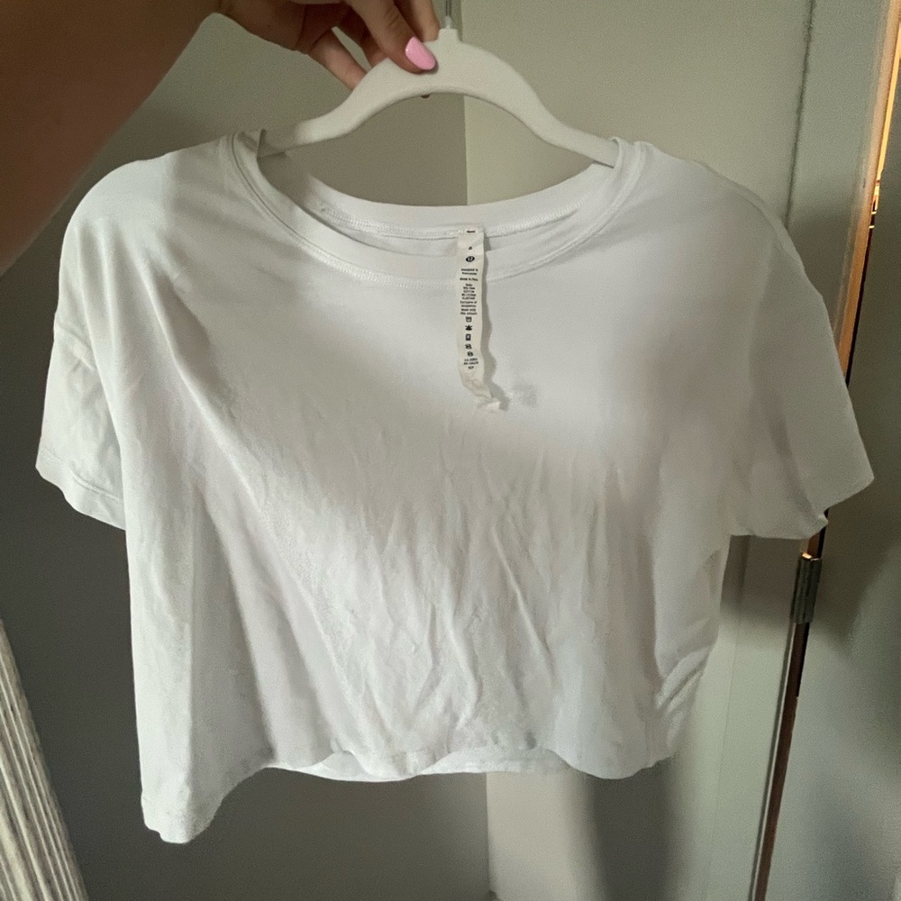 Lululemon white tee
